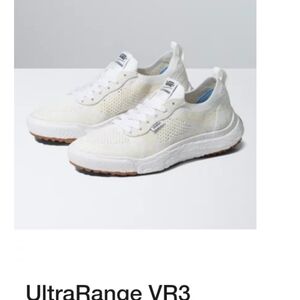 Vans Ultrarange VR3 size 9 women's
